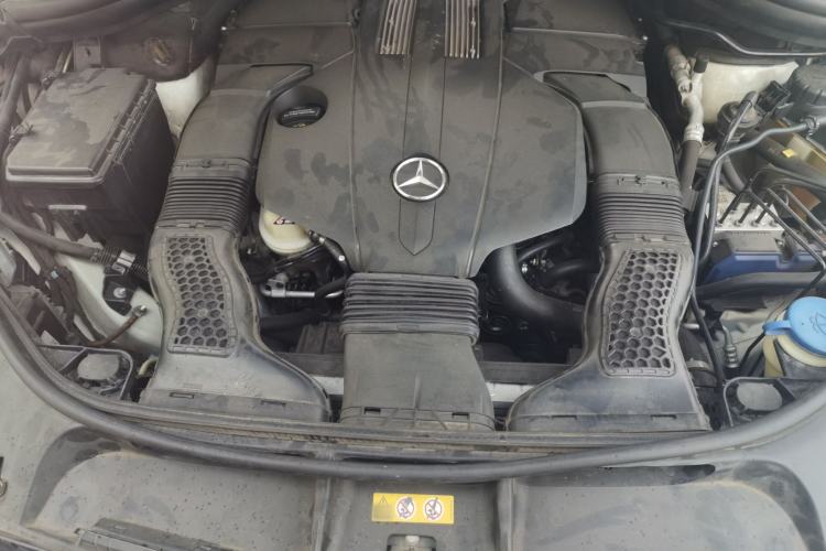Used Mercedes-Benz GLE 2015 GLE 400 4MATIC Engine Bay