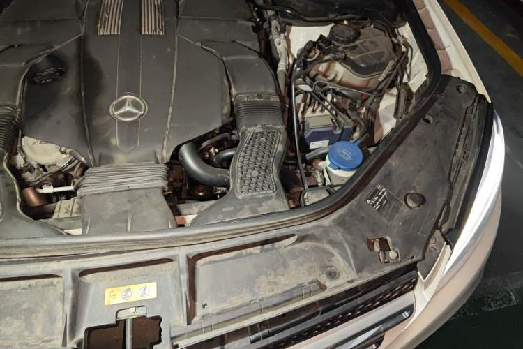 Used Mercedes-Benz GLE 2015 GLE 320 4MATIC Engine Bay Left