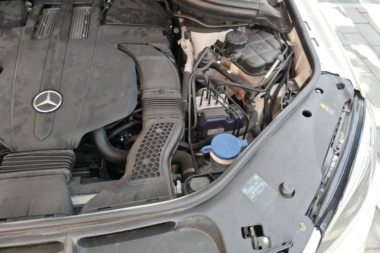 Used Mercedes-Benz GLE 2015 GLE 320 4MATIC Engine Bay Left
