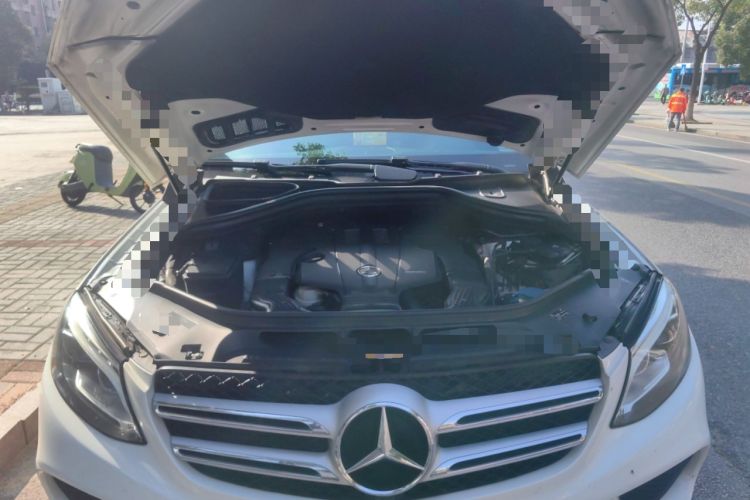 Used Mercedes-Benz GLE 2015 GLE 400 4MATIC Engine Bay