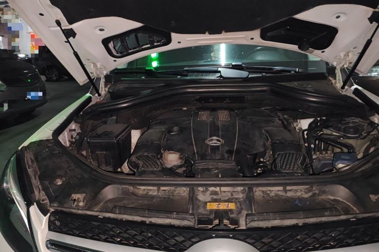 Used Mercedes-Benz GLE 2015 GLE 320 4MATIC Engine Bay Right