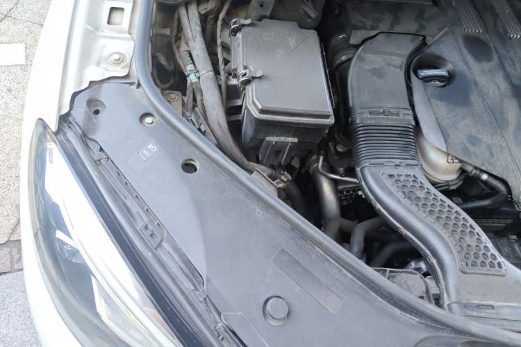 Used Mercedes-Benz GLE 2015 GLE 320 4MATIC Engine Bay Right