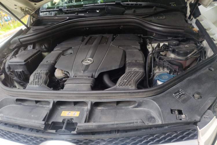 Used Mercedes-Benz GLE 2015 GLE 400 4MATIC Engine Bay