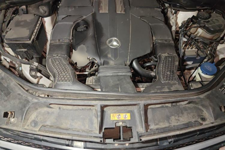 Used Mercedes-Benz GLE 2015 GLE 320 4MATIC Engine Bay