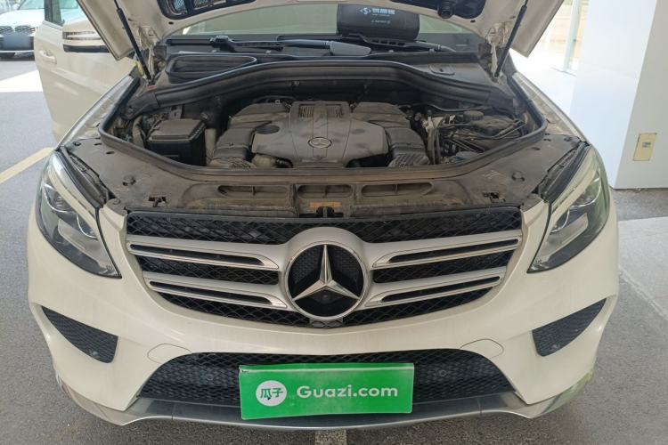 Used Mercedes-Benz GLE 2015 GLE 400 4MATIC Engine Bay