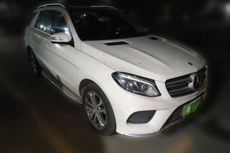 Used Mercedes-Benz GLE 2015 GLE 320 4MATIC Front Right 45 Deg
