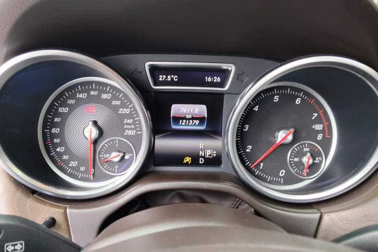 Used Mercedes-Benz GLE 2015 GLE 400 4MATIC Instrument Cluster