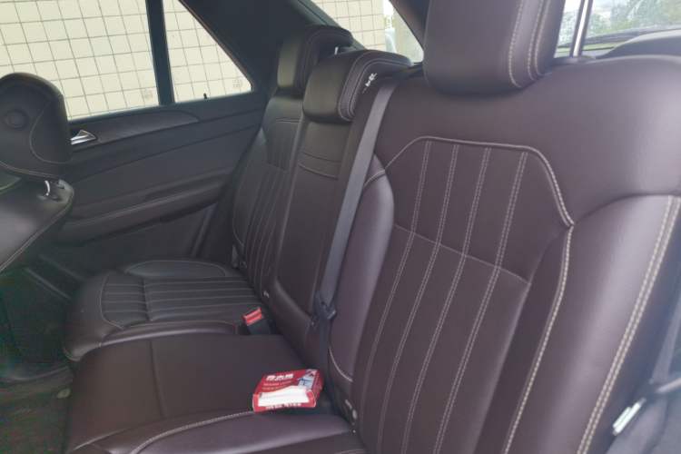 Used Mercedes-Benz GLE 2015 GLE 400 4MATIC Left Rear Seat