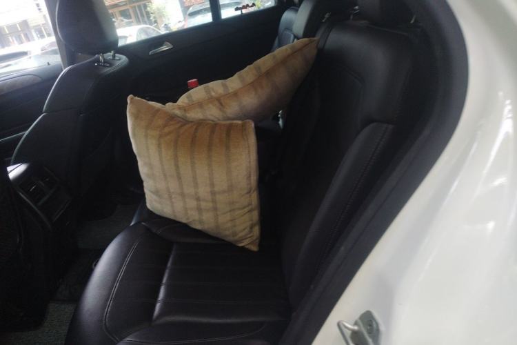 Used Mercedes-Benz GLE 2015 GLE 400 4MATIC Left Rear Seat