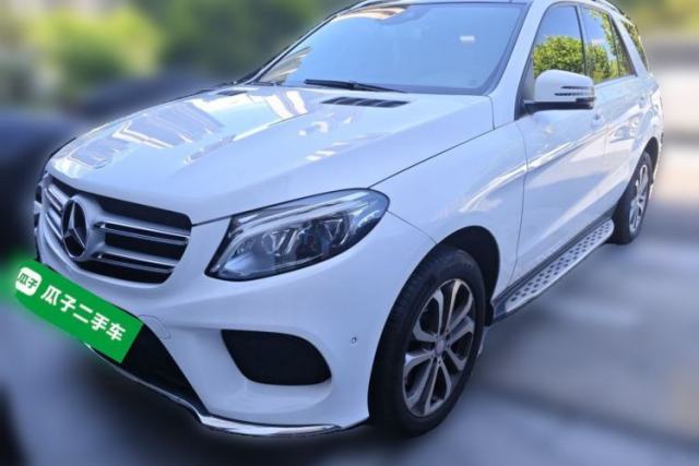 Ojetý Mercedes-Benz GLE 2015 GLE 320 4MATIC
