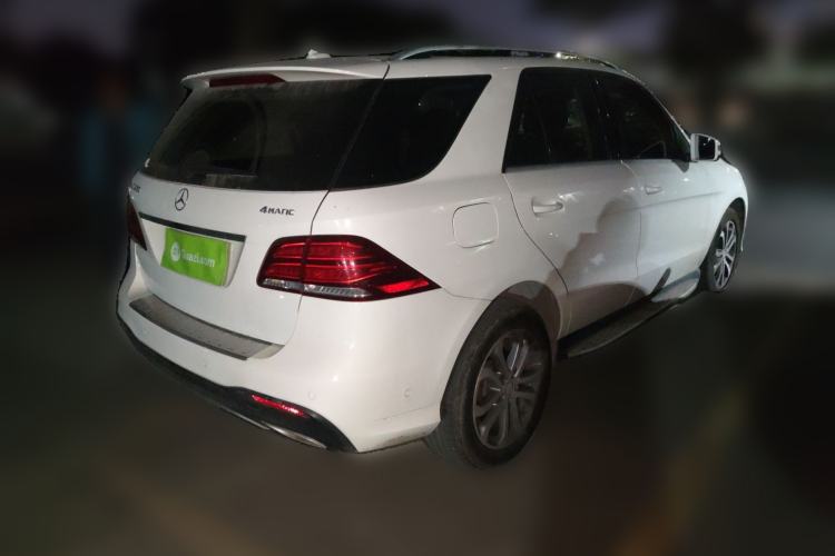 Used Mercedes-Benz GLE 2015 GLE 320 4MATIC Rear Right 45 Deg