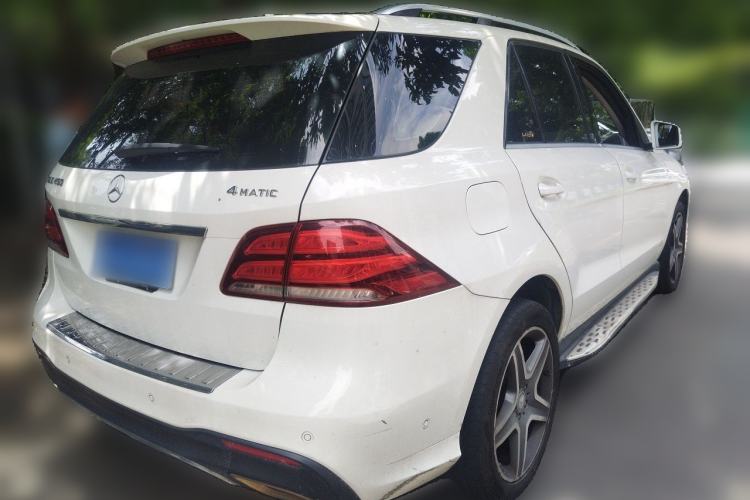 Used Mercedes-Benz GLE 2015 GLE 400 4MATIC Rear Right 45 Deg