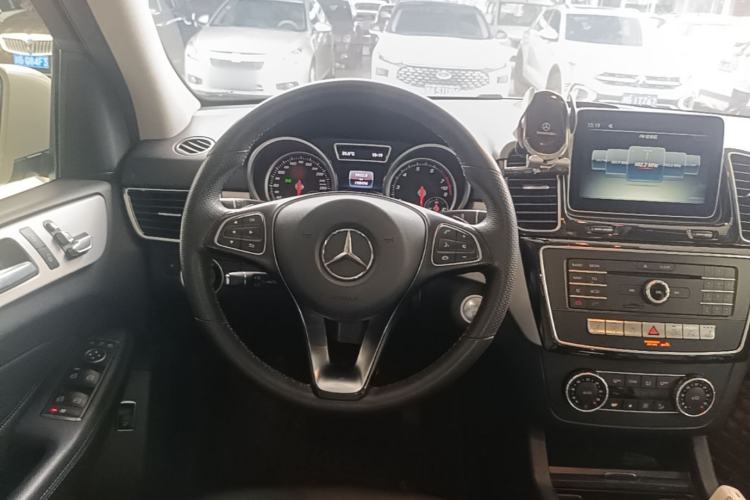 Used Mercedes-Benz GLE 2015 GLE 320 4MATIC Steering Wheel