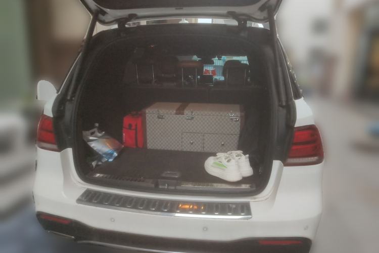 Used Mercedes-Benz GLE 2015 GLE 400 4MATIC Trunk