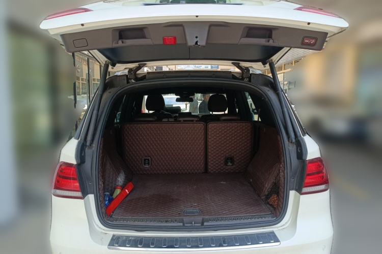 Used Mercedes-Benz GLE 2015 GLE 400 4MATIC Trunk