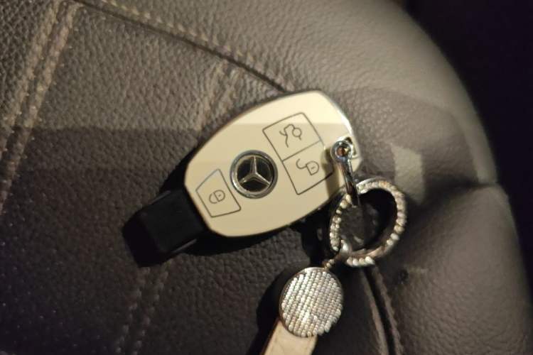 Used Mercedes-Benz GLE 2015 GLE 320 4MATIC Vehicle Key