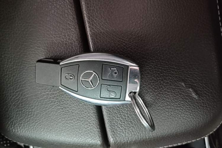 Used Mercedes-Benz GLE 2015 GLE 400 4MATIC Vehicle Key