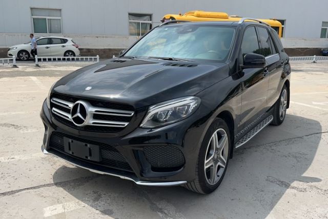 Ojetý Mercedes-Benz GLE 2016 GLE 400 4MATIC