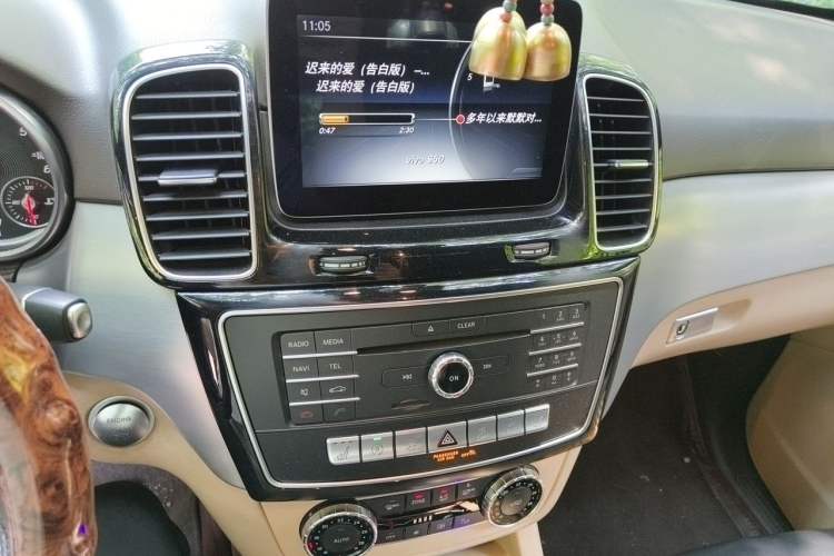 Used Mercedes-Benz GLE 2016 GLE 300 d 4MATIC Audio And AC Panel
