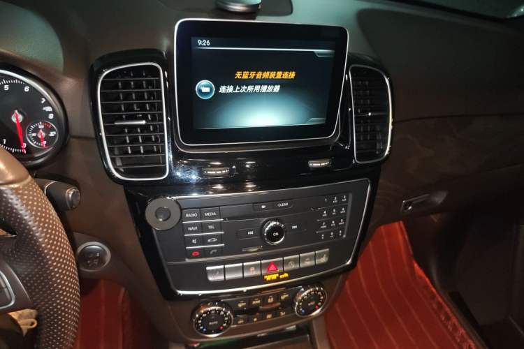 Used Mercedes-Benz GLE 2016 GLE 320 4MATIC Luxury Model Audio And AC Panel