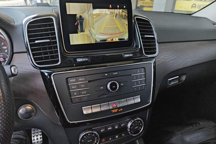 Used Mercedes-Benz GLE 2016 GLE 450 AMG 4MATIC Audio And AC Panel