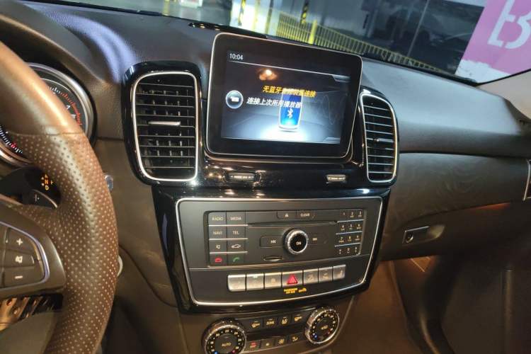 Used Mercedes-Benz GLE 2016 GLE 320 4MATIC Dynamic Edition Audio And AC Panel