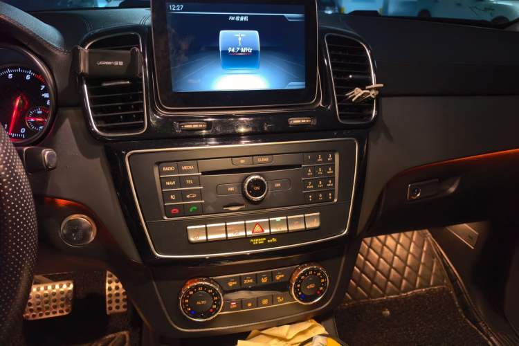 Used Mercedes-Benz GLE 2016 GLE 450 AMG 4MATIC Audio And AC Panel