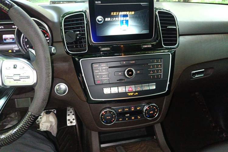 Used Mercedes-Benz GLE  Audio And AC Panel
