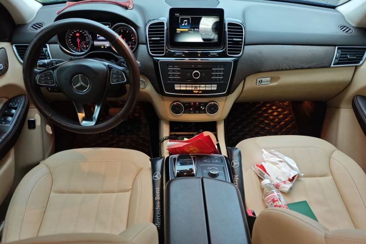 Used Mercedes-Benz GLE 2016 GLE 400 4MATIC Center Console