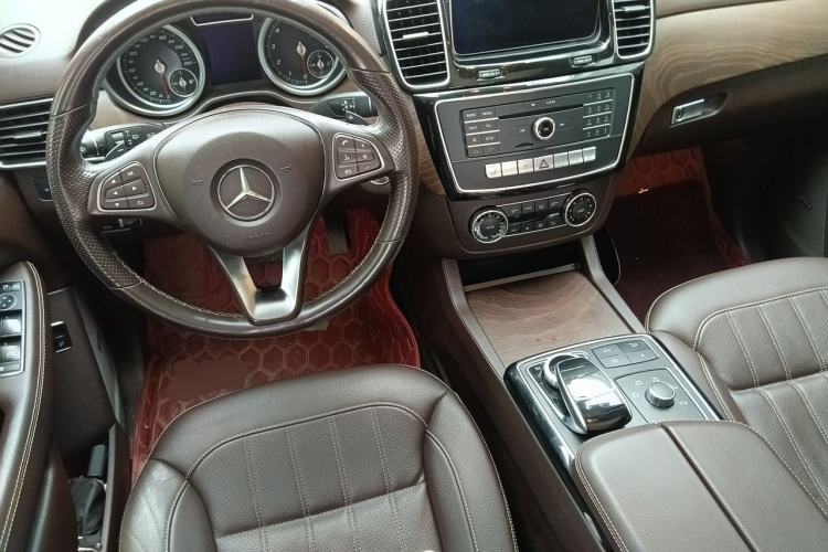 Used Mercedes-Benz GLE 2016 GLE 400 4MATIC Center Console