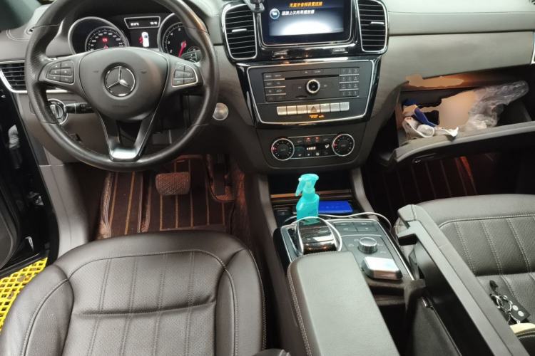 Used Mercedes-Benz GLE 2016 GLE 400 4MATIC Center Console