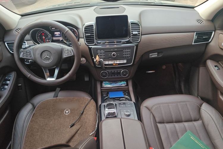 Used Mercedes-Benz GLE 2016 GLE 400 4MATIC Center Console