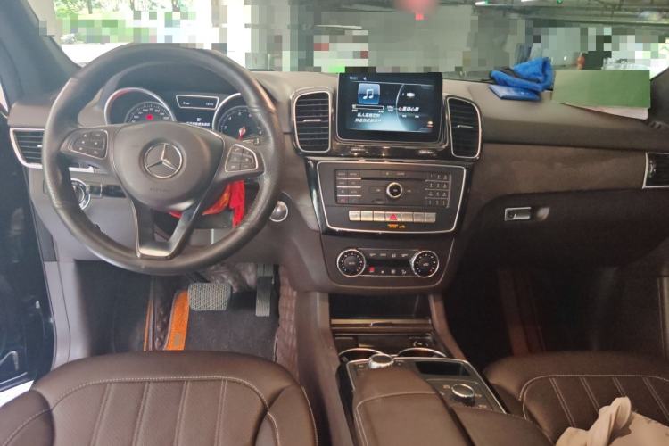 Used Mercedes-Benz GLE 2016 GLE 320 4MATIC Dynamic Edition Center Console