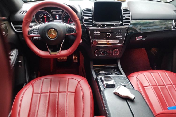 Used Mercedes-Benz GLE  Center Console