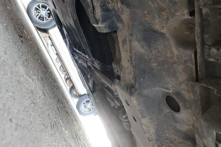 Used Mercedes-Benz GLE 2016 GLE 320 4MATIC Dynamic Edition Chassis Front Left