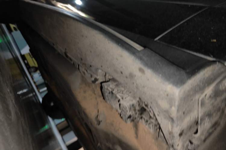 Used Mercedes-Benz GLE 2016 GLE 450 AMG 4MATIC Chassis Front Right