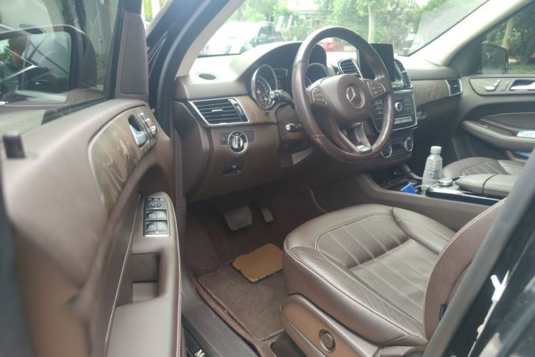 Used Mercedes-Benz GLE 2016 GLE 320 4MATIC Luxury Model Driver Seat