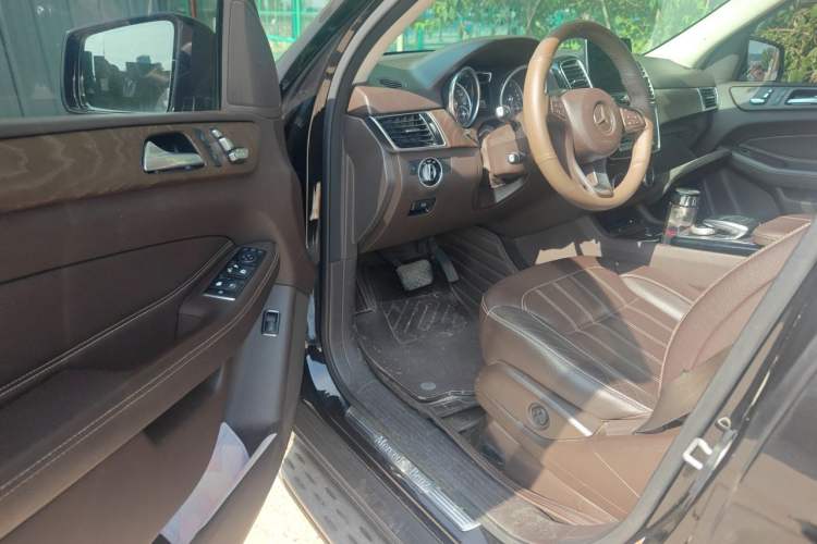 Used Mercedes-Benz GLE 2016 GLE 320 4MATIC Luxury Model Driver Seat