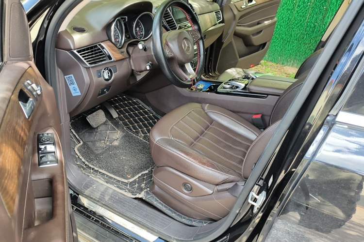 Used Mercedes-Benz GLE 2016 GLE 320 4MATIC Luxury Model Driver Seat