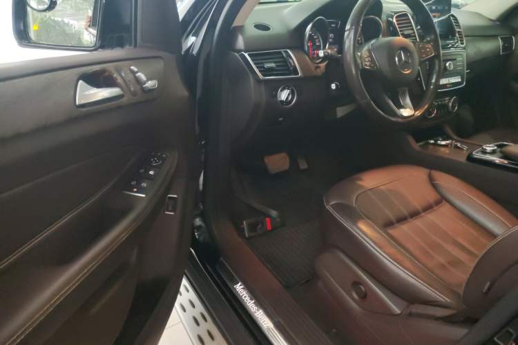Used Mercedes-Benz GLE 2016 GLE 320 4MATIC Dynamic Edition Driver Seat