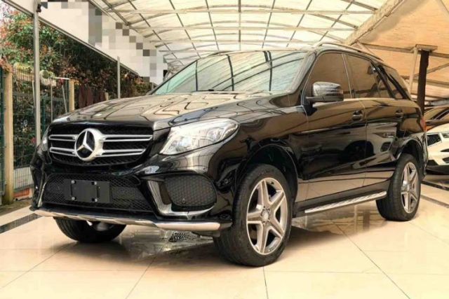 Ojetý Mercedes-Benz GLE 2016 GLE 400 4MATIC