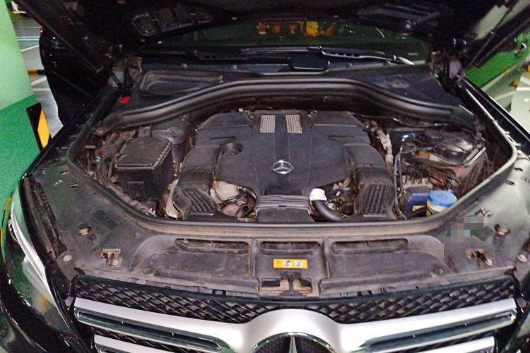 Used Mercedes-Benz GLE 2016 GLE 320 4MATIC Dynamic Edition Engine Bay
