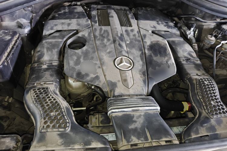 Used Mercedes-Benz GLE 2016 GLE 320 4MATIC Dynamic Edition Engine Bay