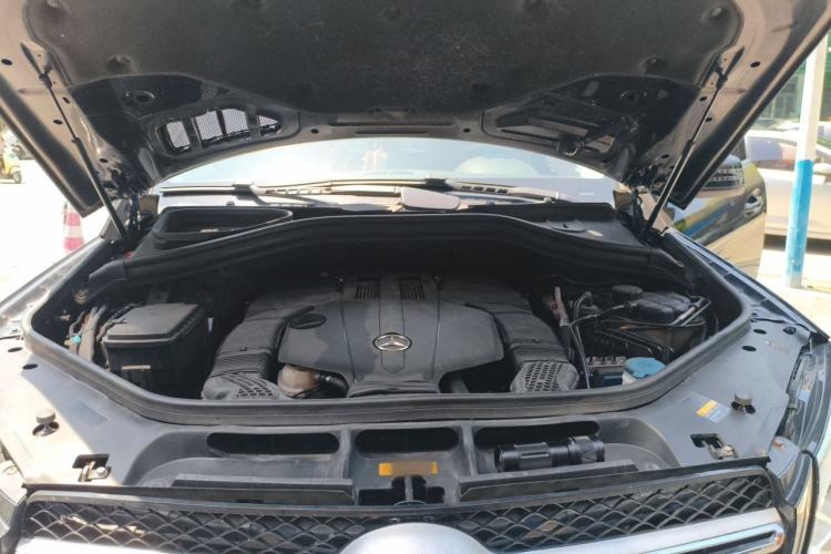 Used Mercedes-Benz GLE 2016 GLE 320 4MATIC Dynamic Edition Engine Bay