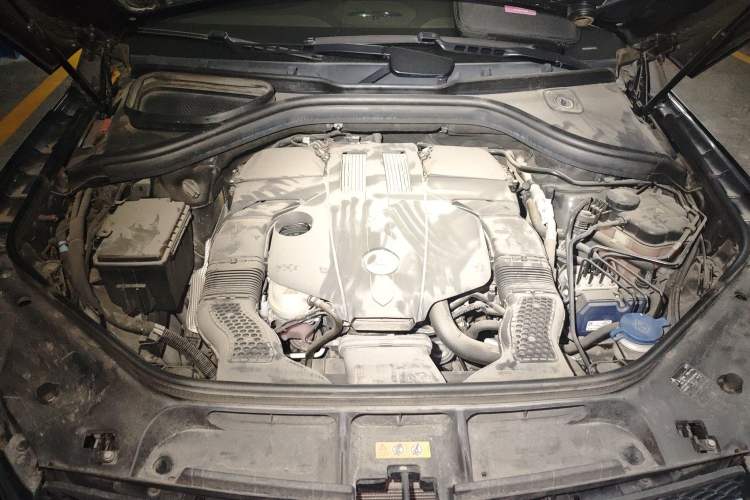 Used Mercedes-Benz GLE 2016 GLE 320 4MATIC Dynamic Edition Engine Bay