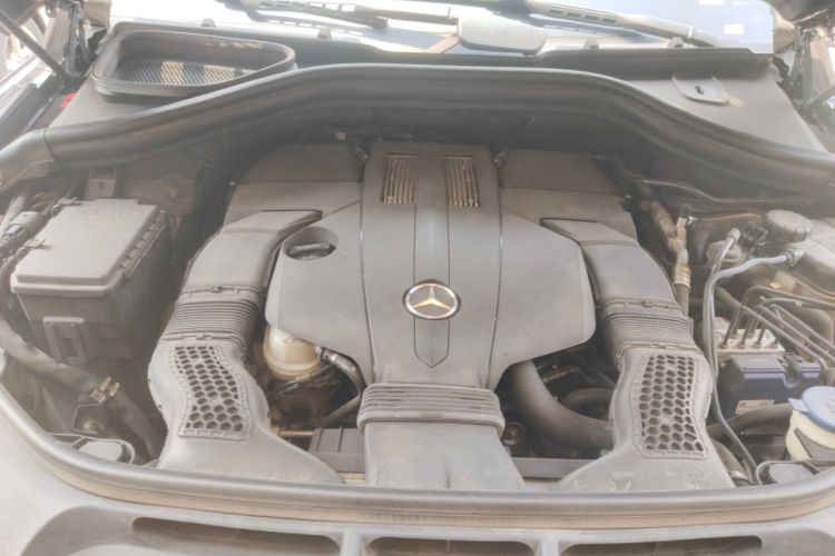 Used Mercedes-Benz GLE 2016 GLE 320 4MATIC Luxury Model Engine Bay