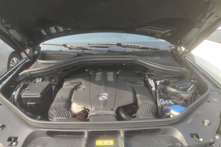 Used Mercedes-Benz GLE 2016 GLE 400 4MATIC Engine Bay