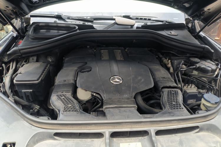 Used Mercedes-Benz GLE 2016 GLE 400 4MATIC Engine Bay