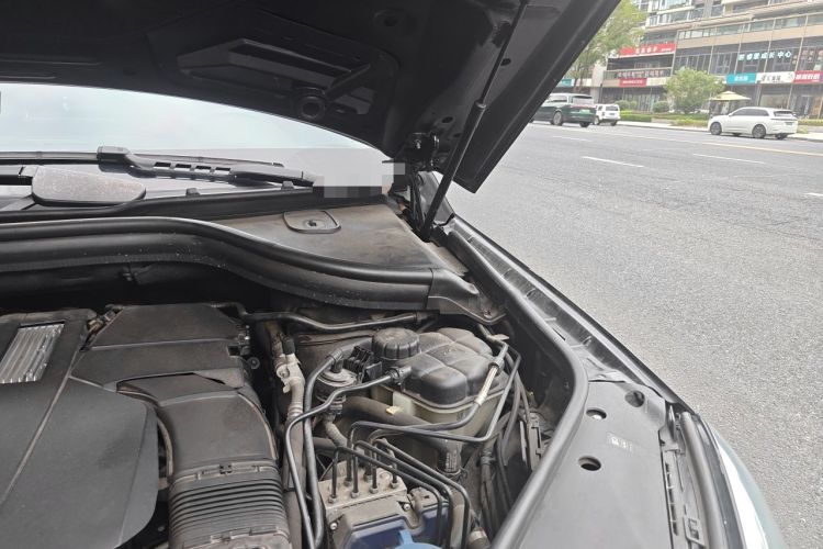 Used Mercedes-Benz GLE 2016 GLE 320 4MATIC Dynamic Edition Engine Bay Left