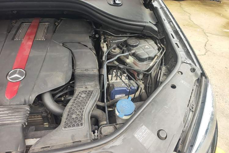 Used Mercedes-Benz GLE 2016 GLE 450 AMG 4MATIC Engine Bay Left
